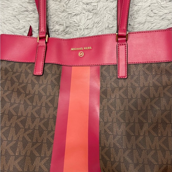 Large Michael Kors bags - Picture 3 of 16